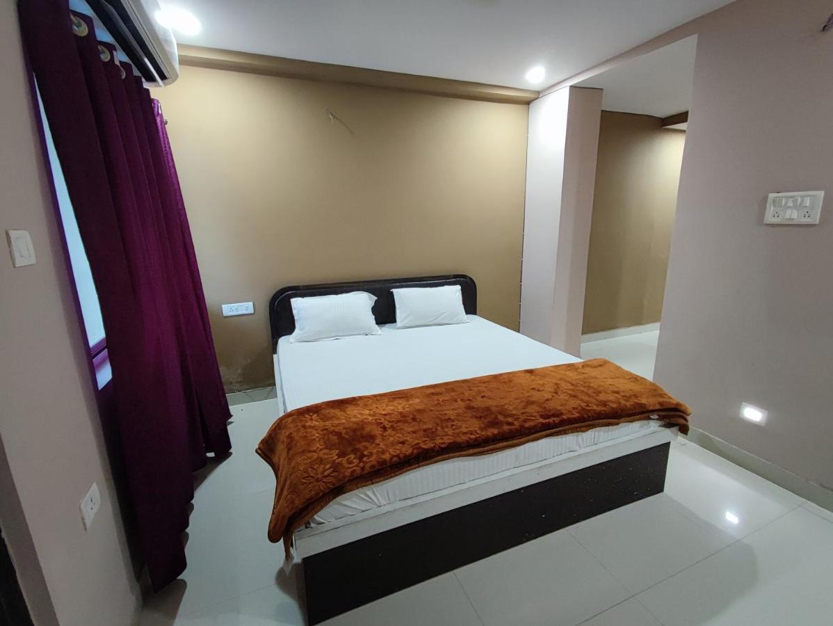 Hotel Kanha Shyam Madhubani Екстер'єр фото