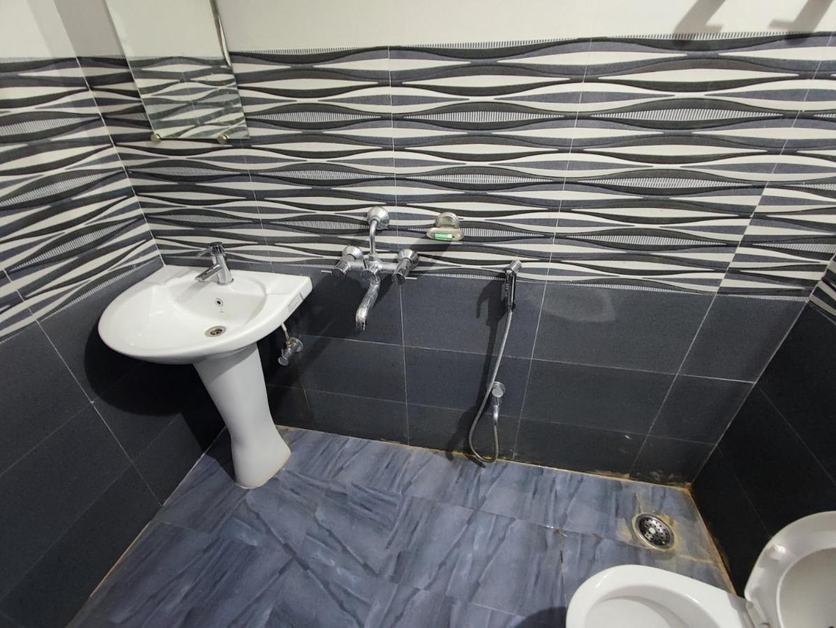 Hotel Kanha Shyam Madhubani Екстер'єр фото