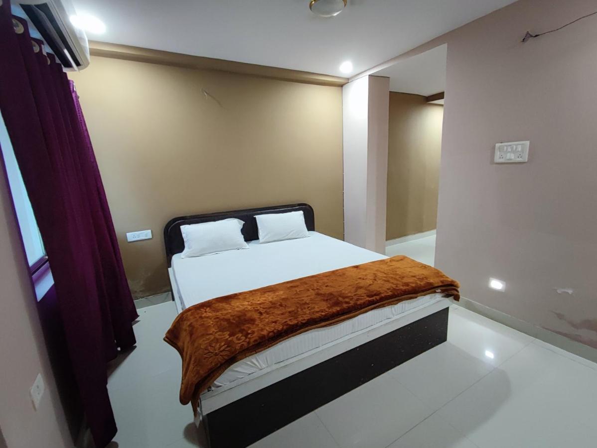 Hotel Kanha Shyam Madhubani Екстер'єр фото