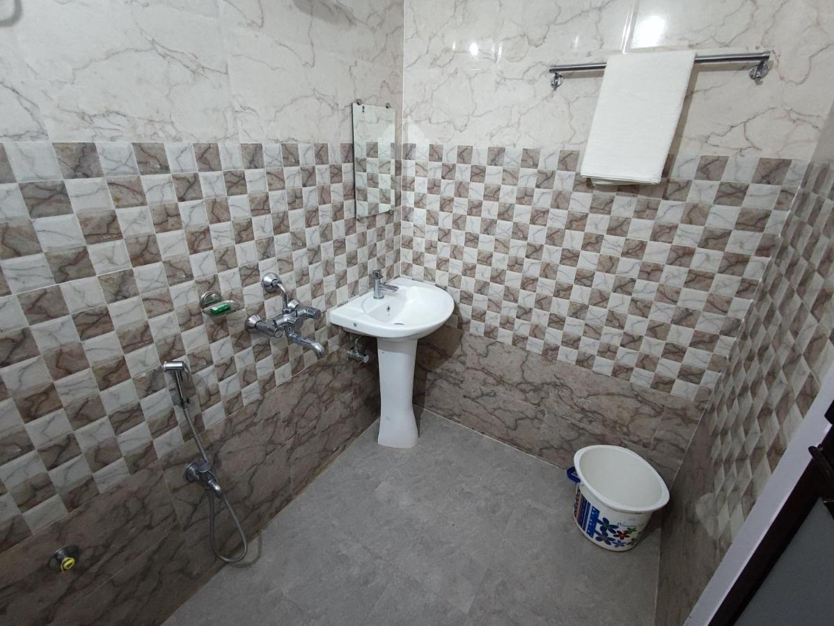 Hotel Kanha Shyam Madhubani Екстер'єр фото