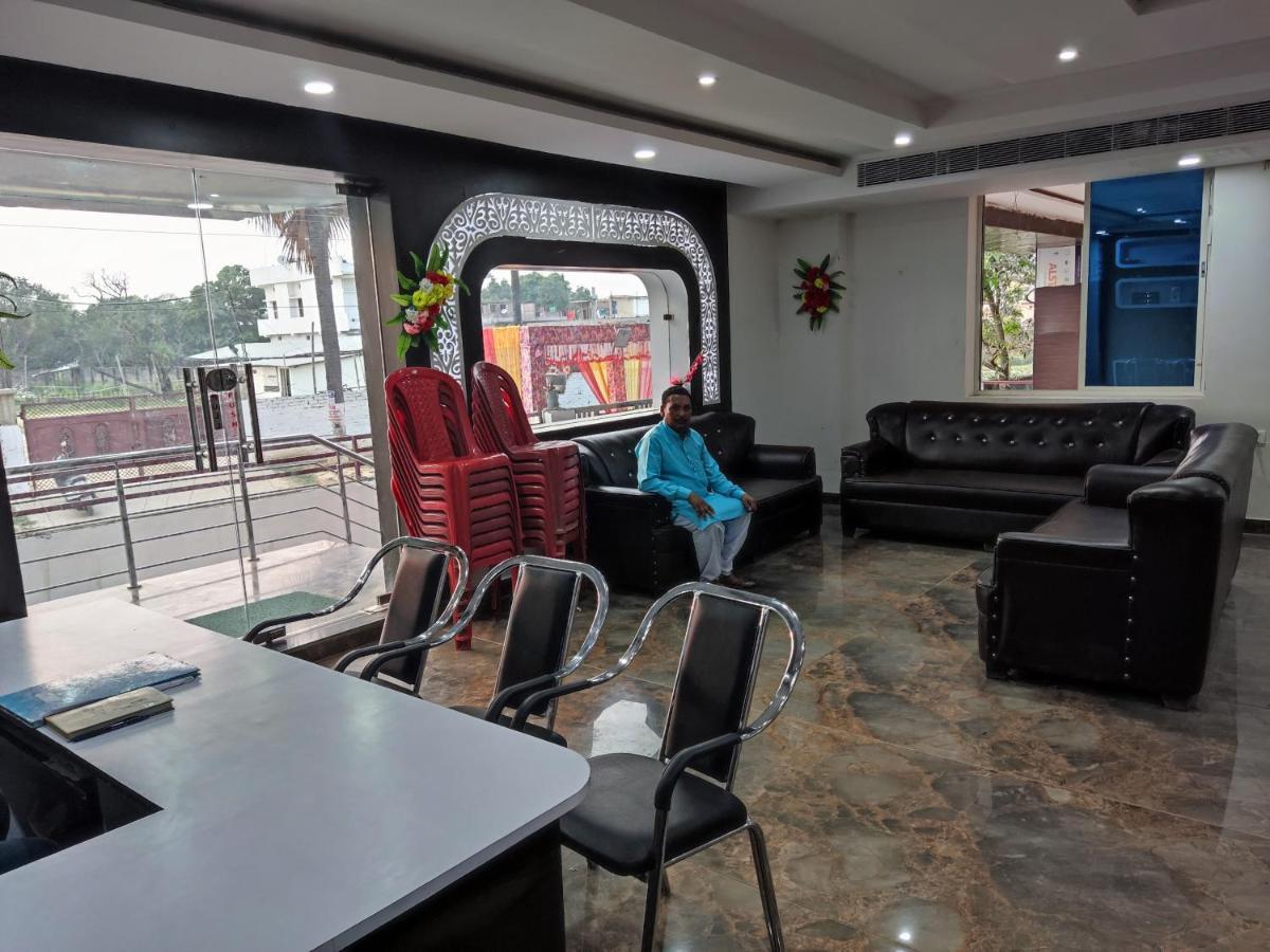 Hotel Kanha Shyam Madhubani Екстер'єр фото